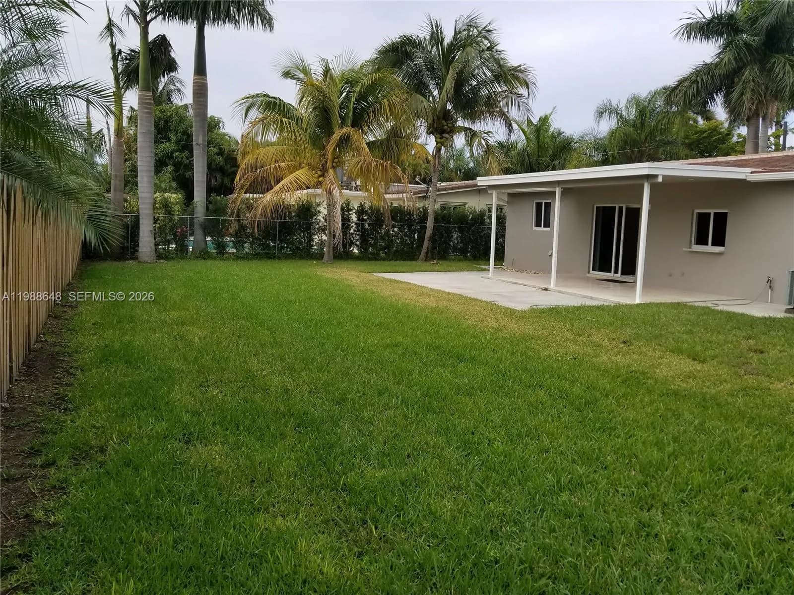 1016 NE 5th St # 0, Hallandale Beach FL 33009