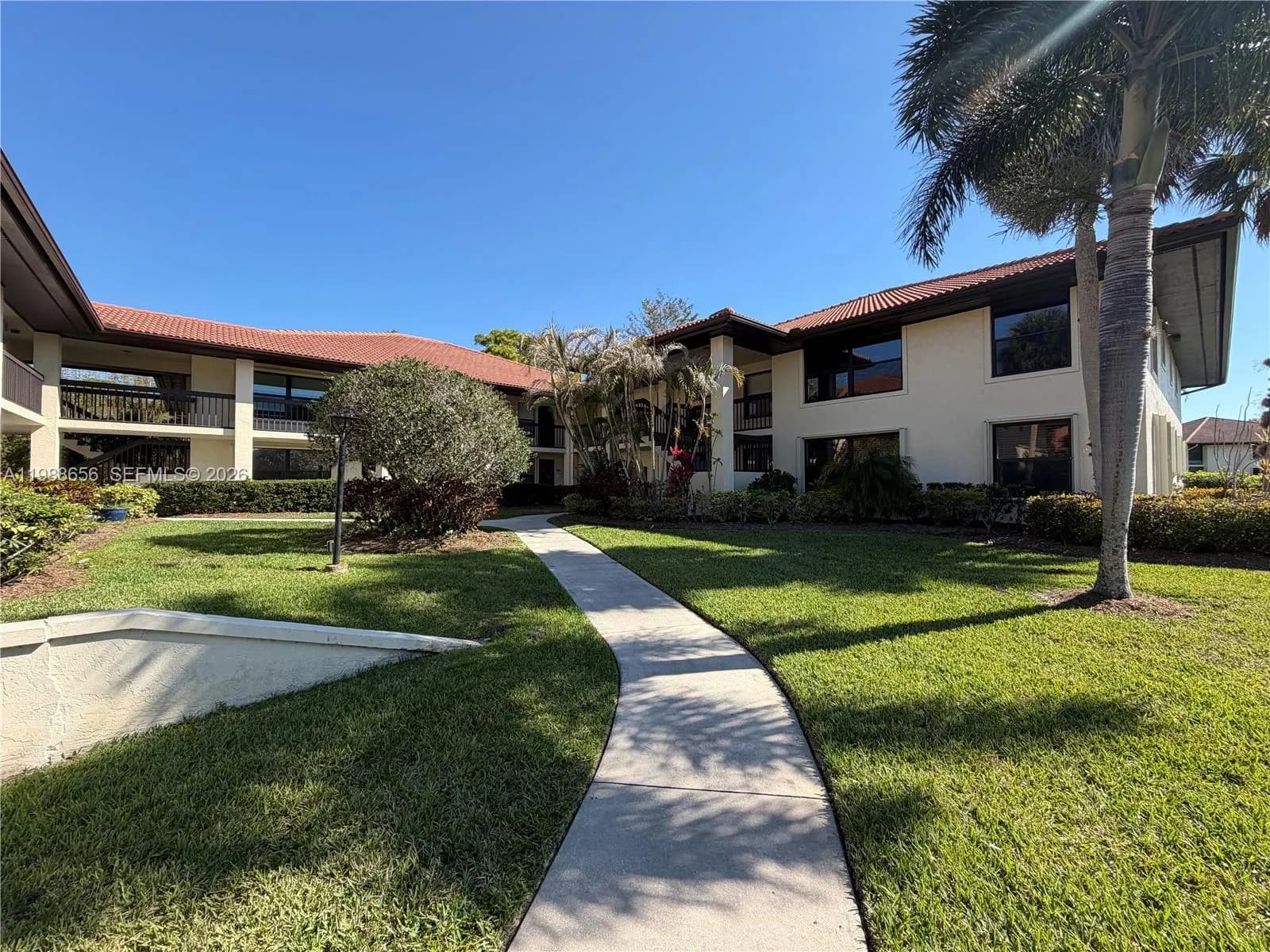 301 SW South River Dr # 104, Stuart FL 34997