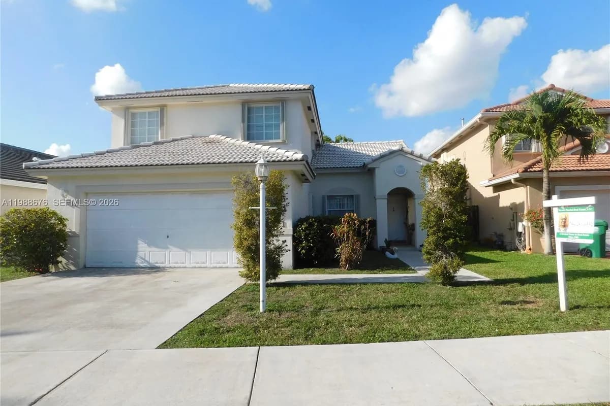 15871 SW 82nd St, Miami FL 33193