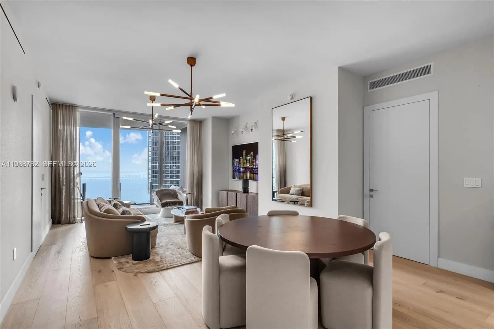 300 Biscayne Boulevard Way # 2605W, Miami FL 33131