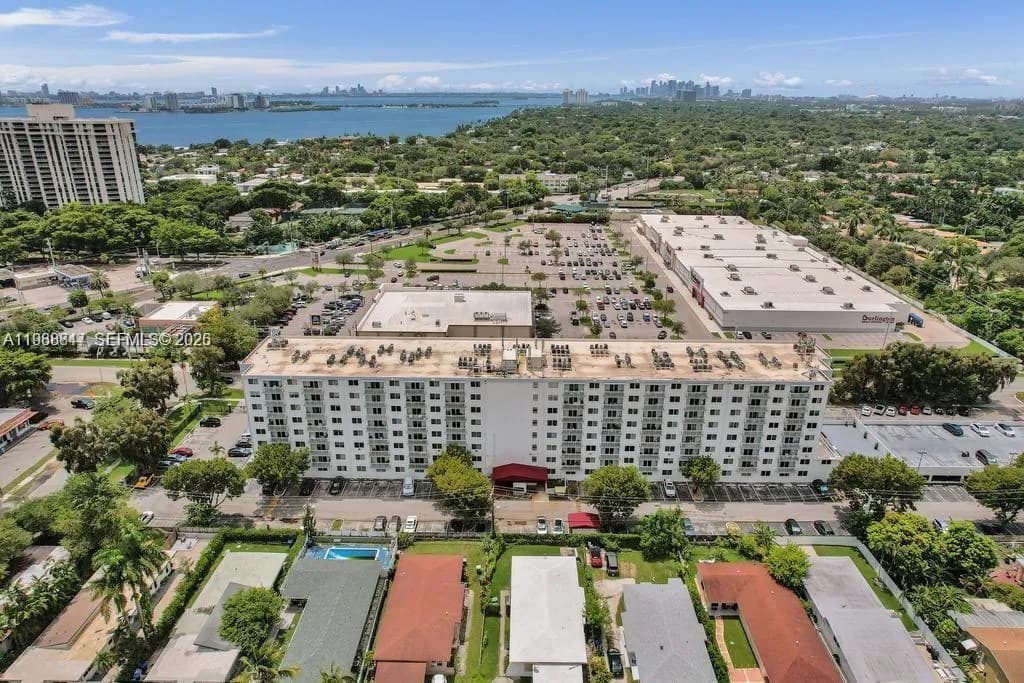 1251 NE 108th St # 411, Miami FL 33161