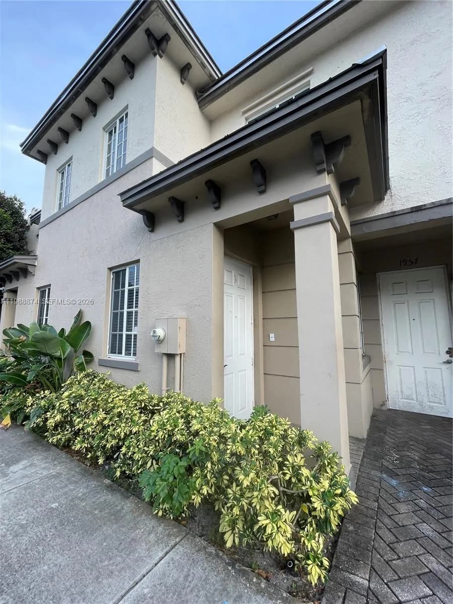 1955 Marsh Harbor Dr # 1955, Riviera Beach FL 33404