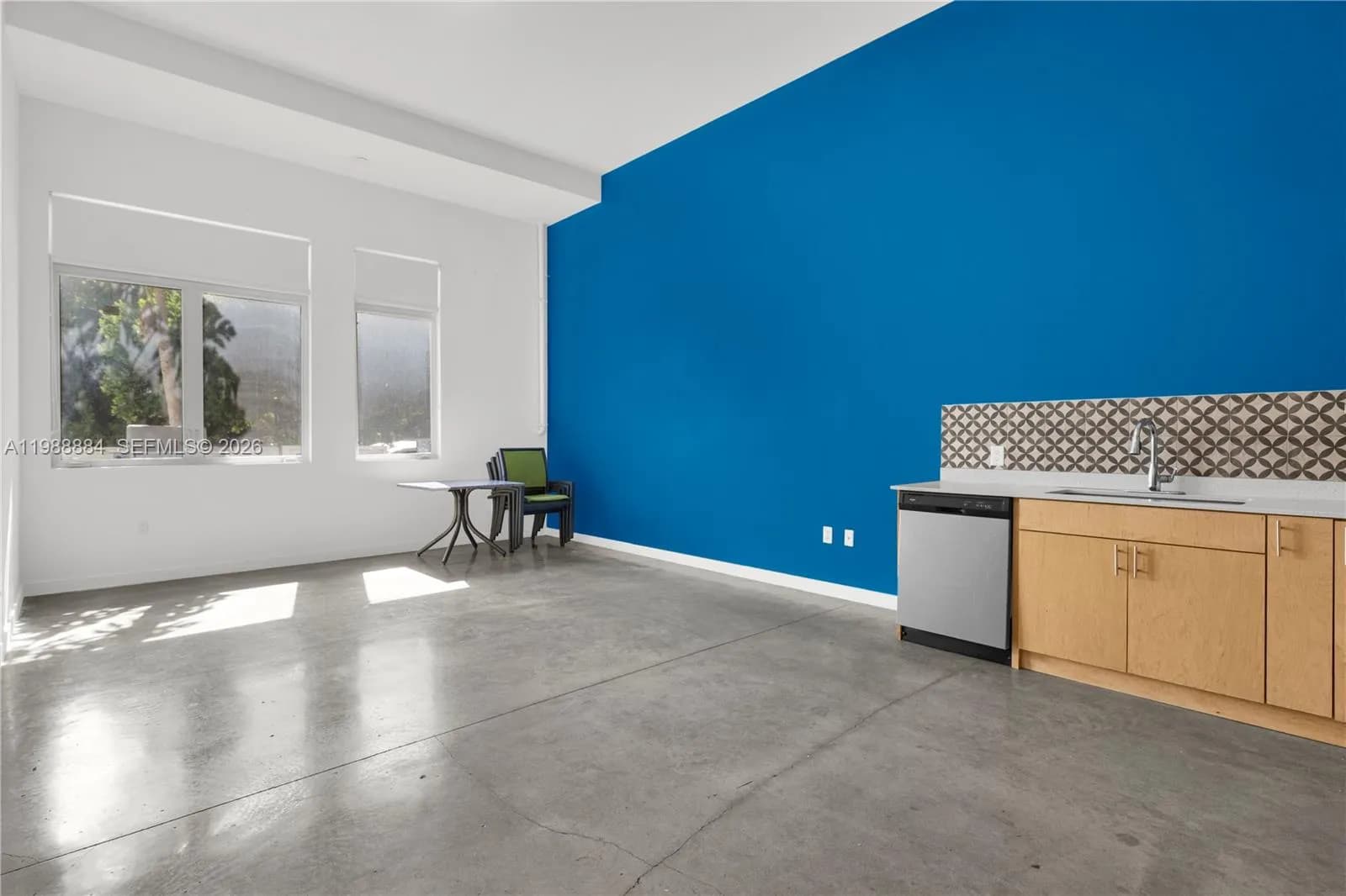 761 NW 1st St # 101, Miami FL 33128