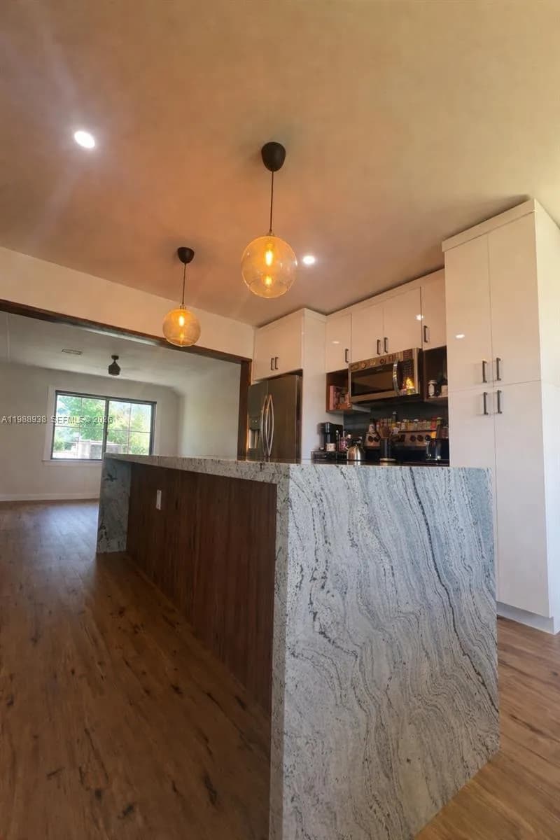 2263 NW 86th Ter, Miami FL 33147