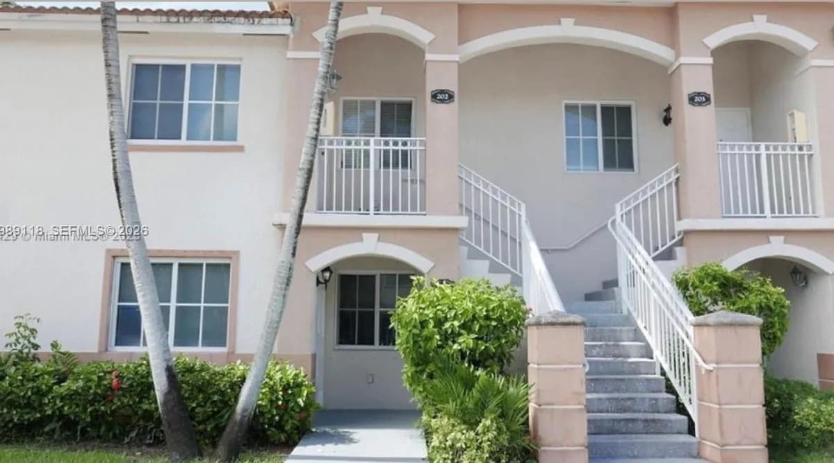 2731 SE 12th Rd # 105, Homestead FL 33035