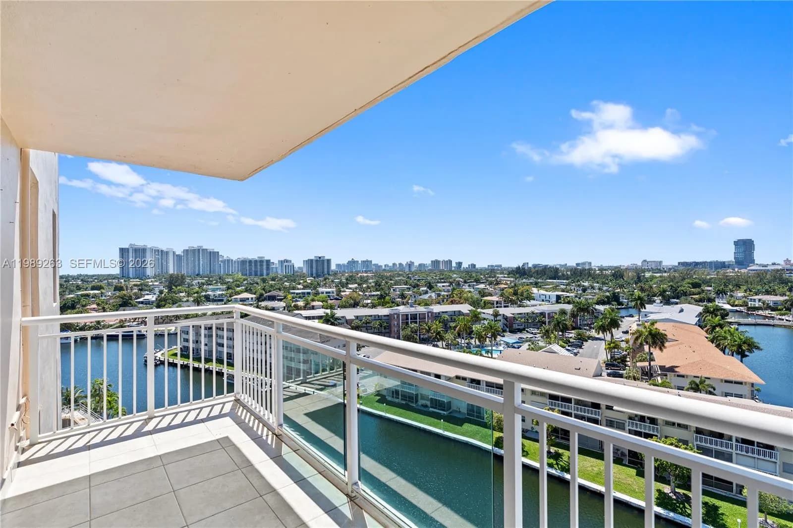 437 Golden Isles Dr # 11J, Hallandale Beach FL 33009