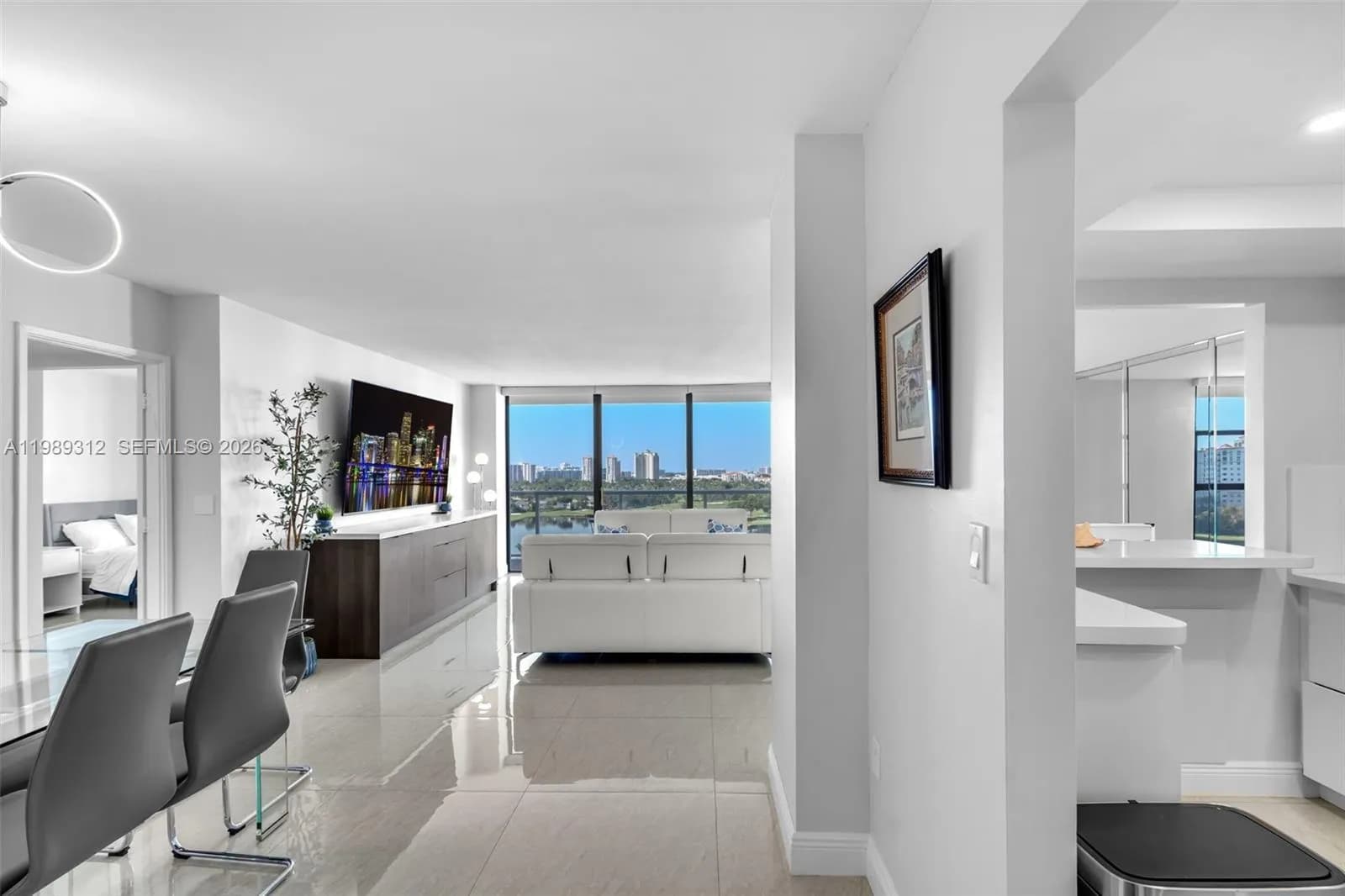 3731 N Country Club Dr # 1427, Aventura FL 33180