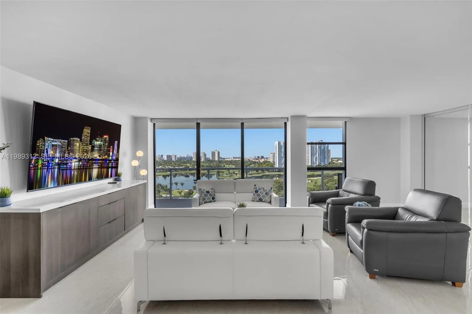 3731 N Country Club Dr # 1427, Aventura FL 33180