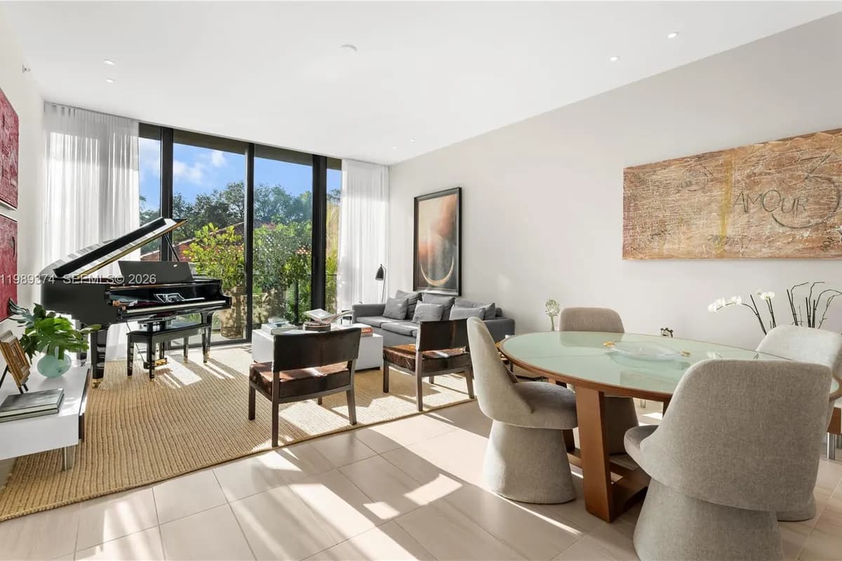 3156 SW 27th Ave # 202, Miami FL 33133