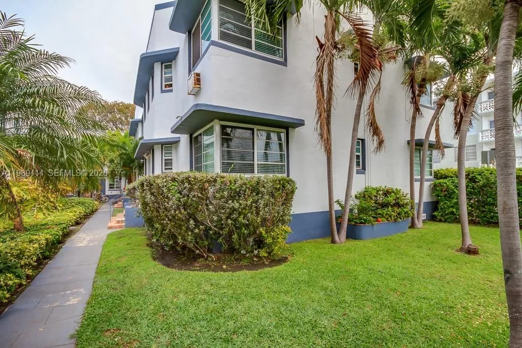 1005 Pennsylvania Ave # 16, Miami Beach FL 33139