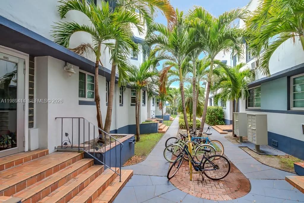 1005 Pennsylvania Ave # 16, Miami Beach FL 33139