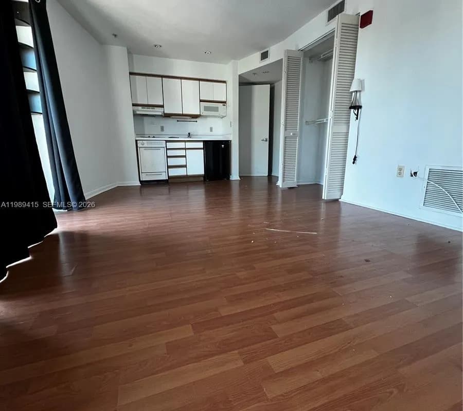 5705 SW 72nd St # 5705, South Miami FL 33143