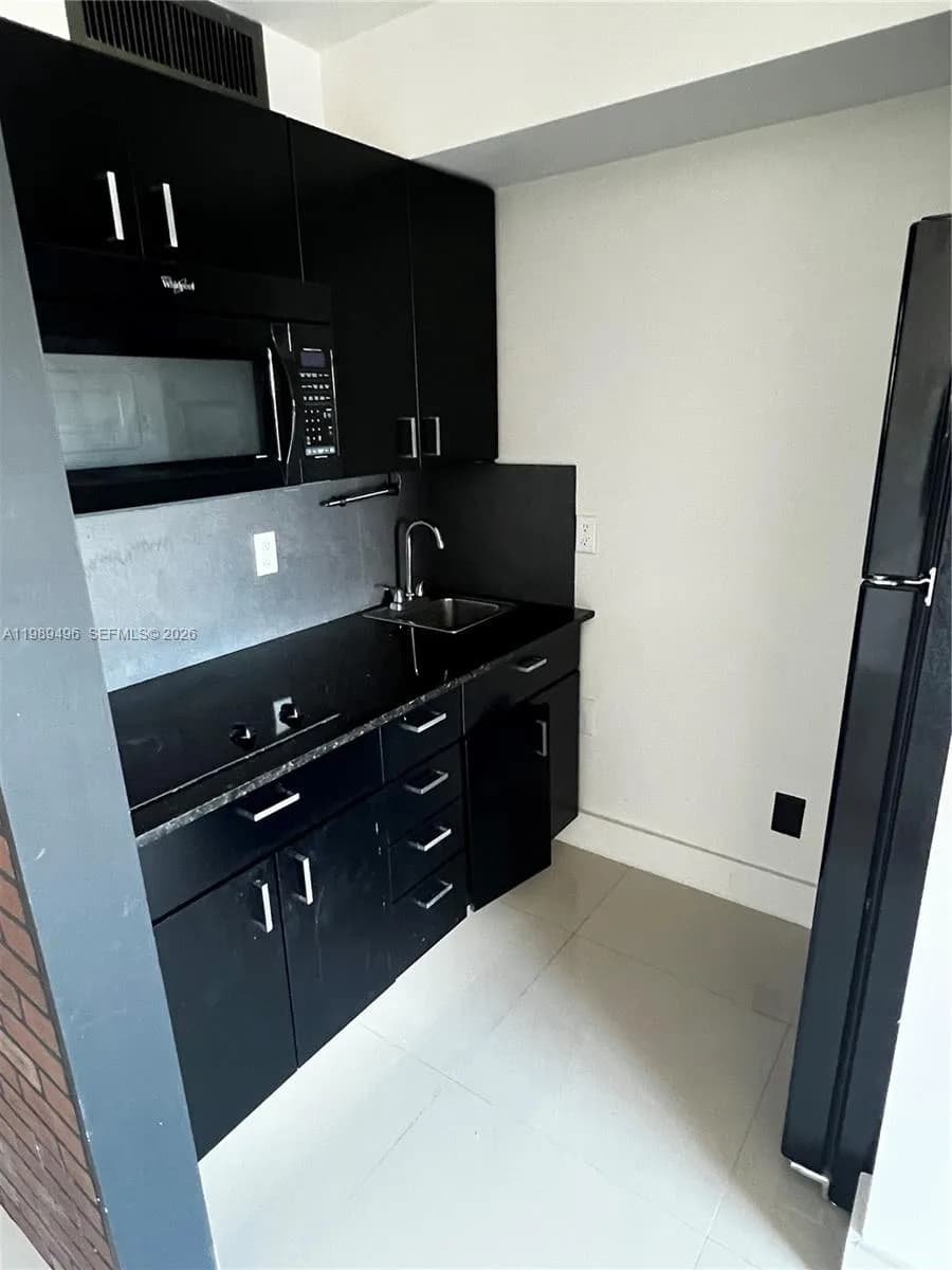 5791 SW 72nd St # 5791, South Miami FL 33143