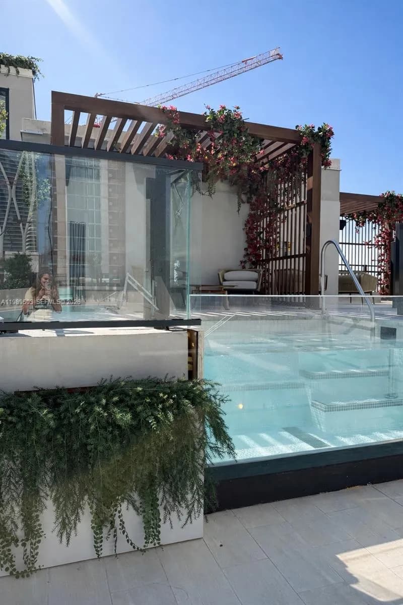 20 NE 11th ST # 3212b, Miami FL 33132