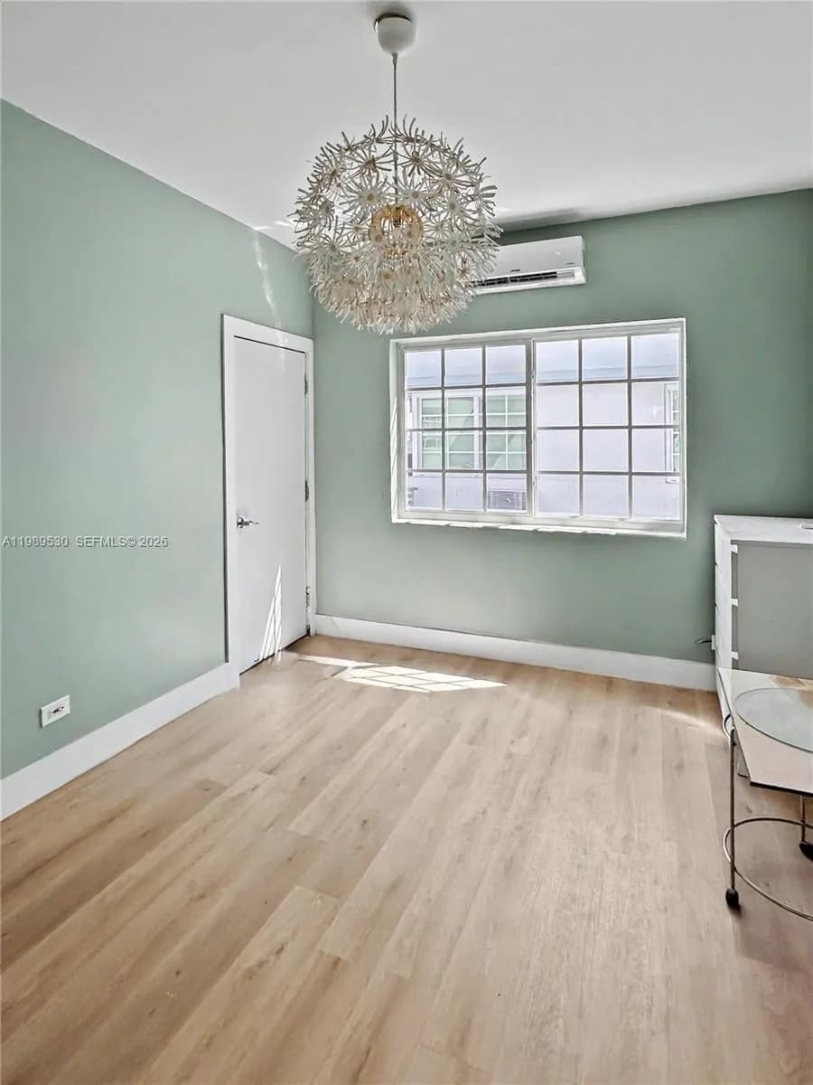 830 10th St # 2, Miami Beach FL 33139