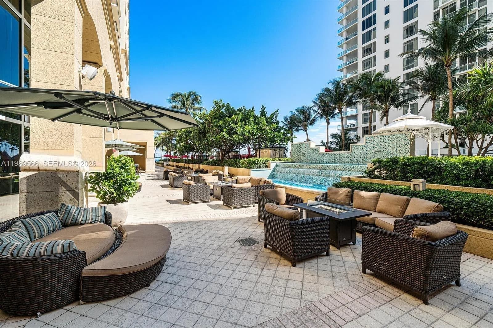 3800 N Ocean Dr # 1502, Singer Island FL 33404