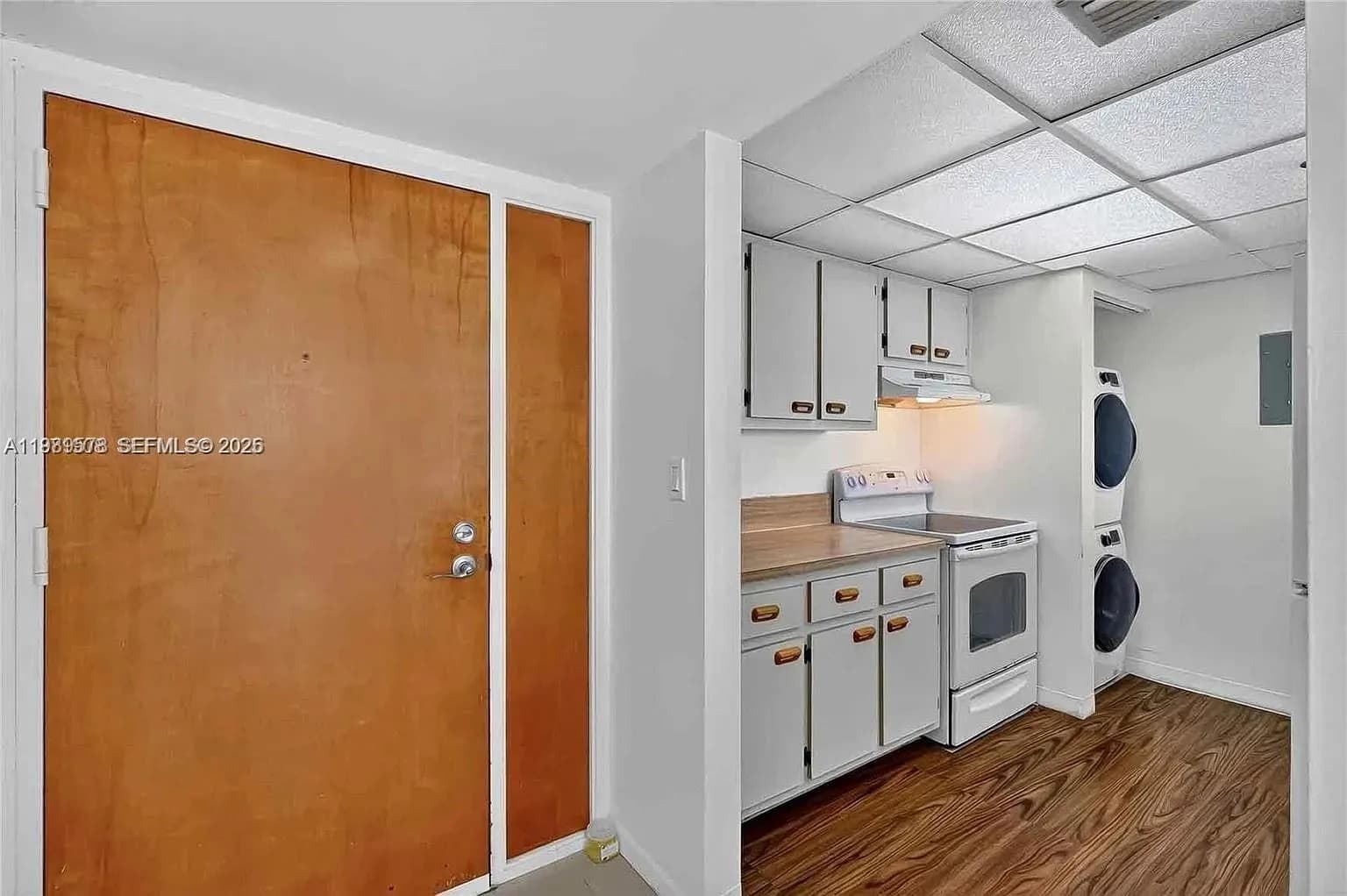 7601 E Treasure Dr # 2222, North Bay Village FL 33141