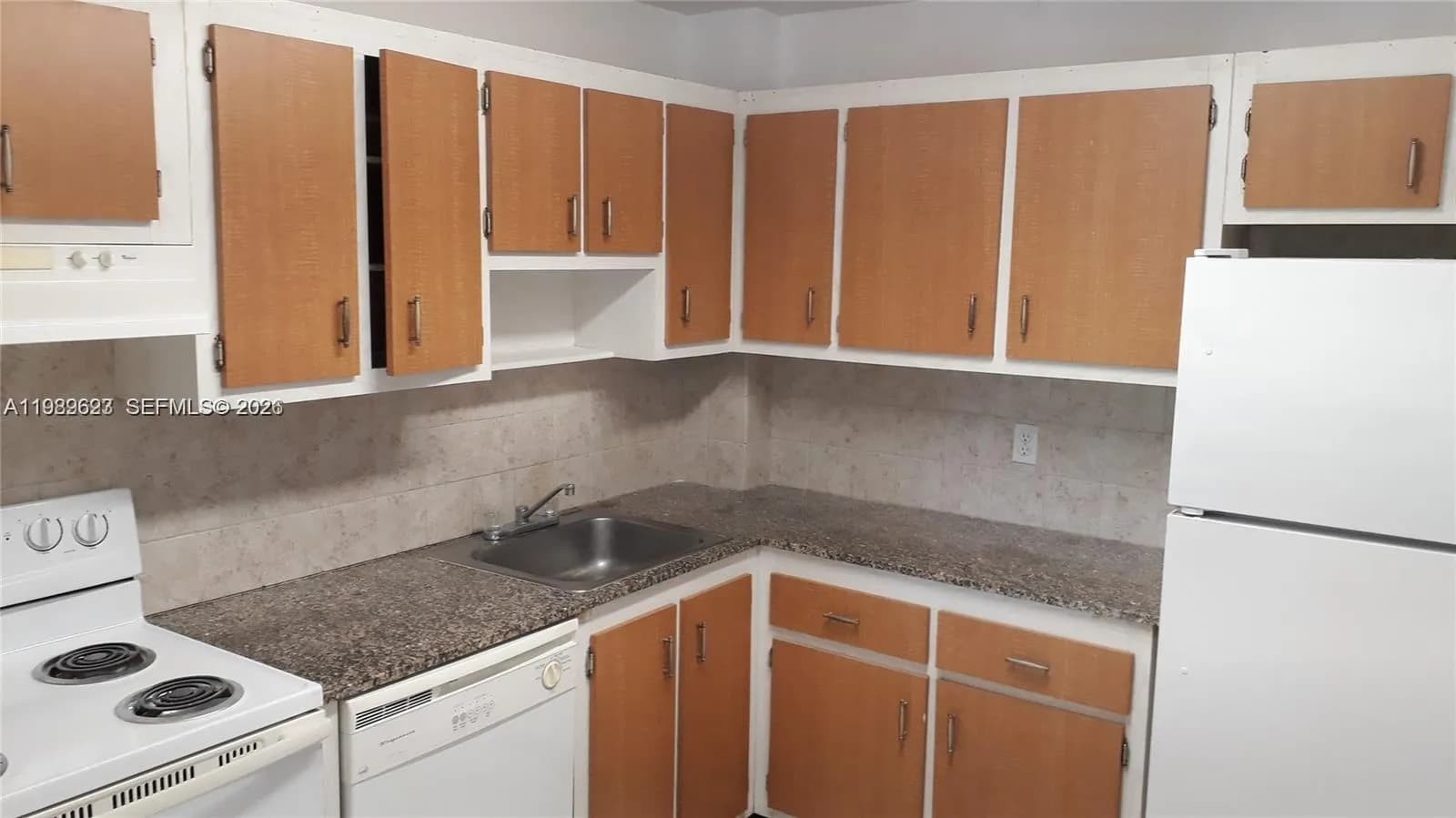 16950 W Dixie Hwy A-228 Hwy # A228, North Miami Beach FL 33160