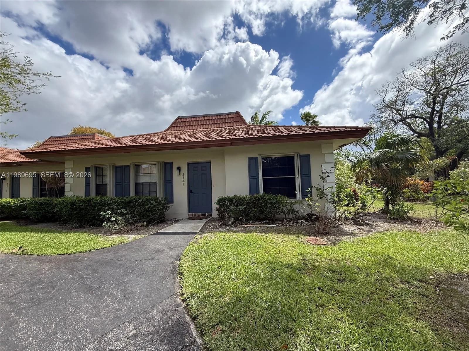 2381 SW 70th Ave # 49, Davie FL 33317