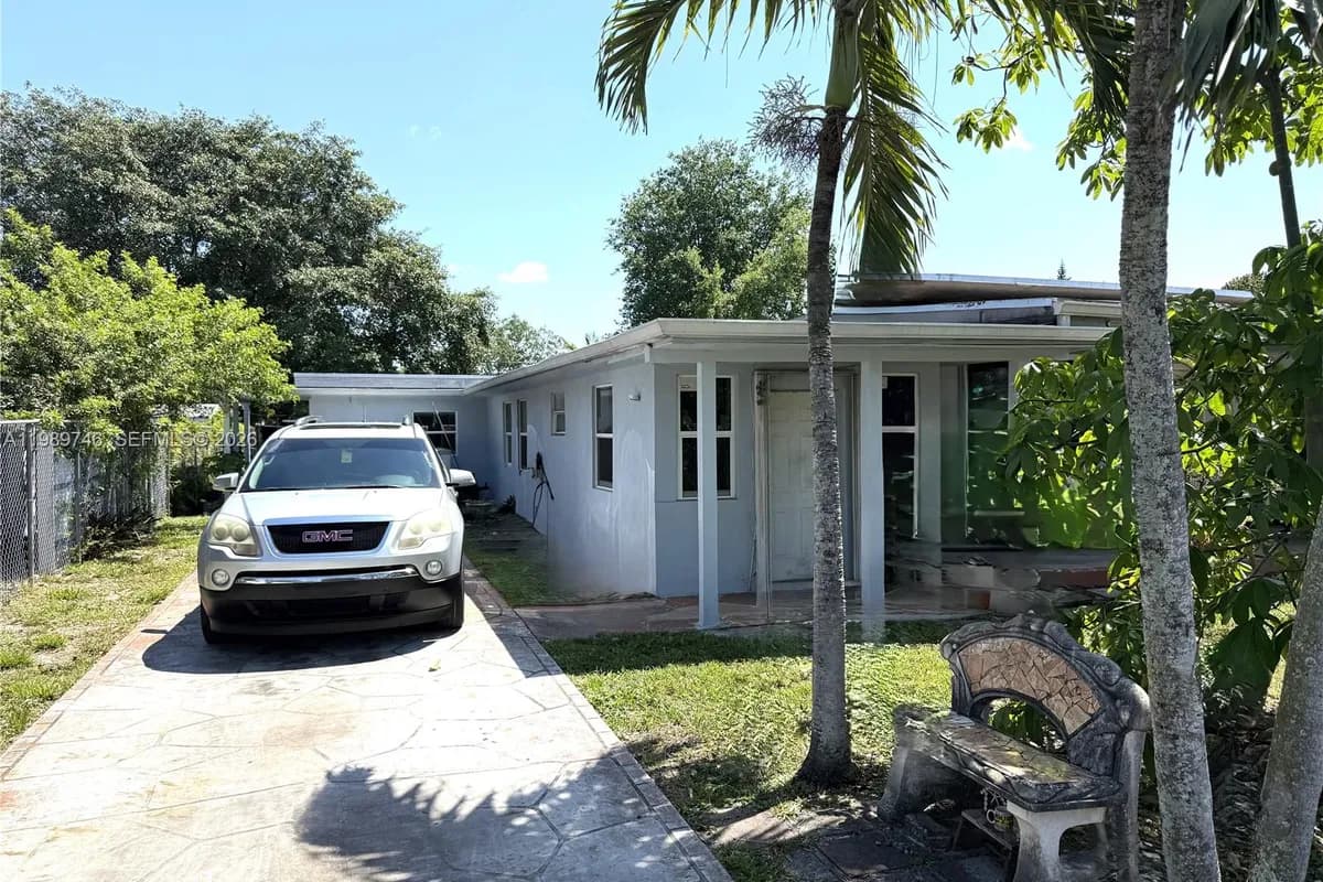9615 NW 26th Ave, Miami FL 33147