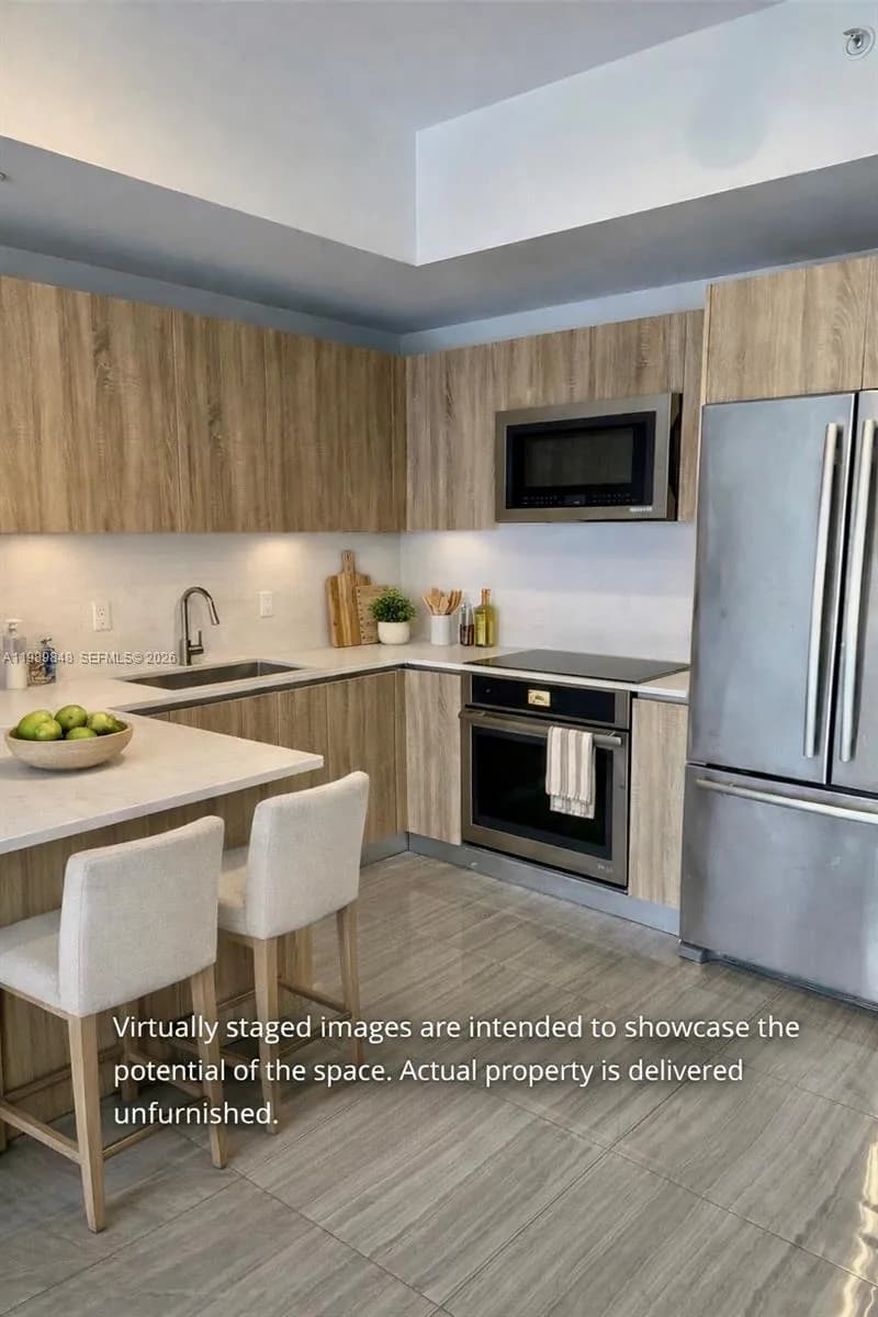 2960 NE 207th St # 704, Aventura FL 33180