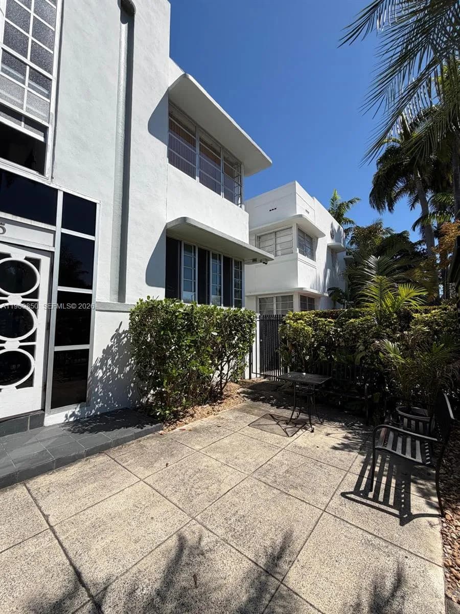 1525 Meridian Ave # 108, Miami Beach FL 33139