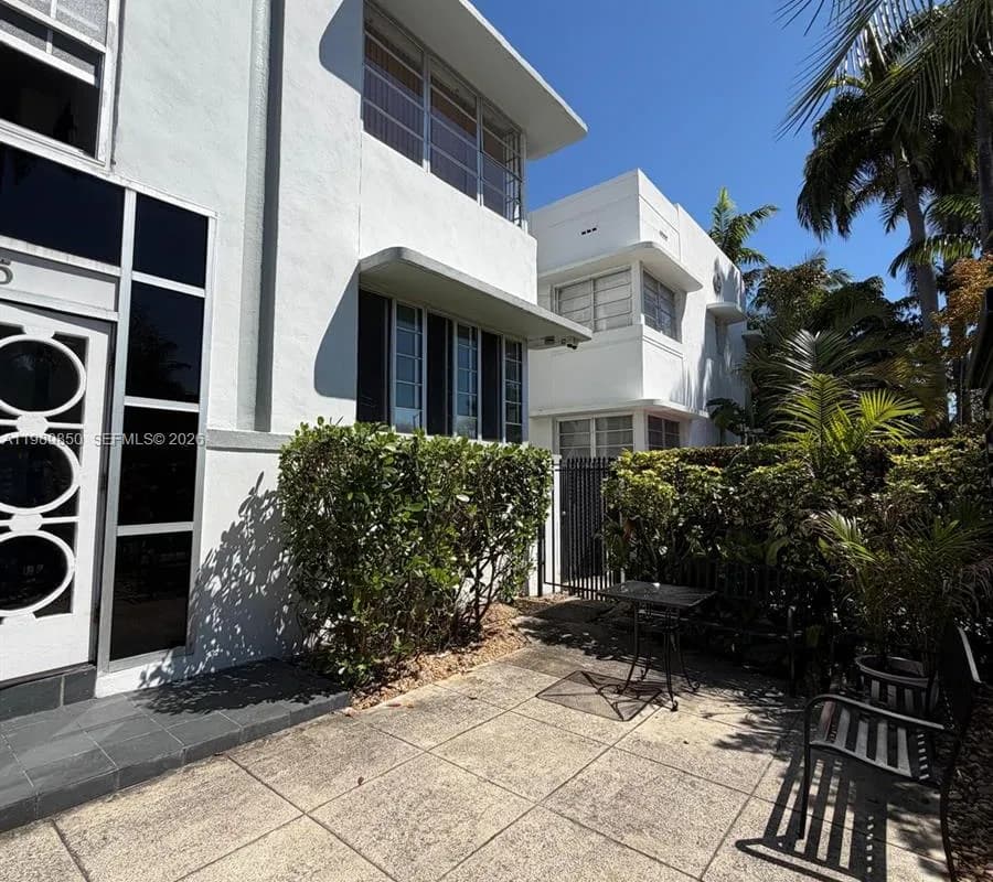 1525 Meridian Ave # 108, Miami Beach FL 33139