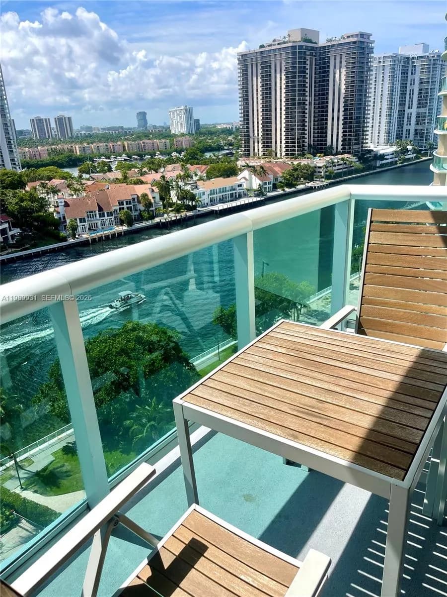 19390 Collins Ave # 1405, Sunny Isles Beach FL 33160