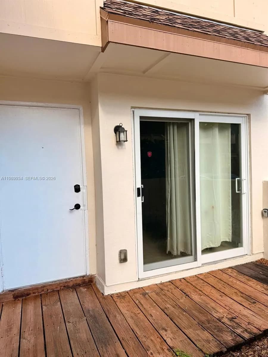 833 NW 81st Ter # 8, Plantation FL 33324