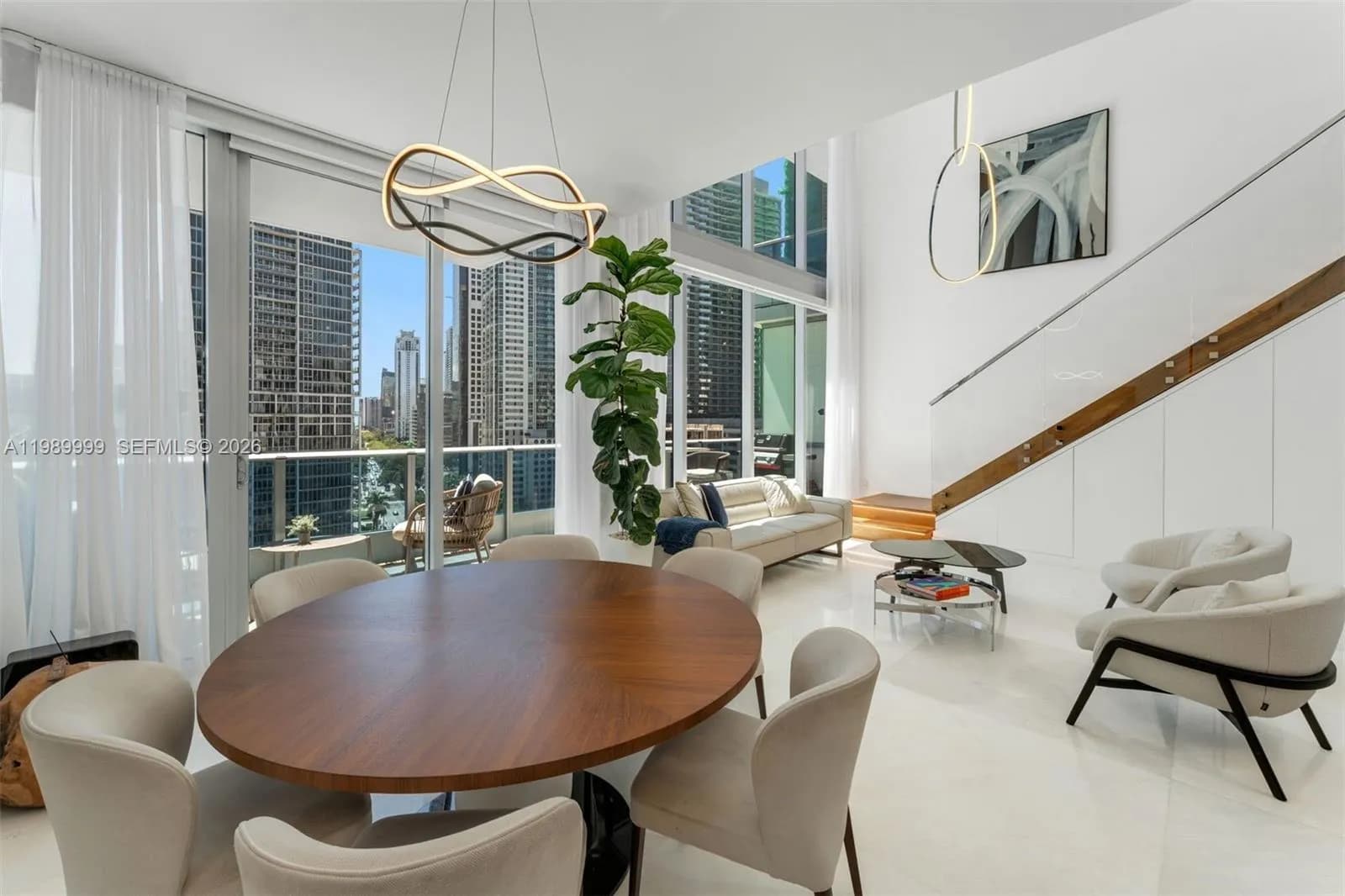 200 Biscayne Boulevard Way # 1406, Miami FL 33131