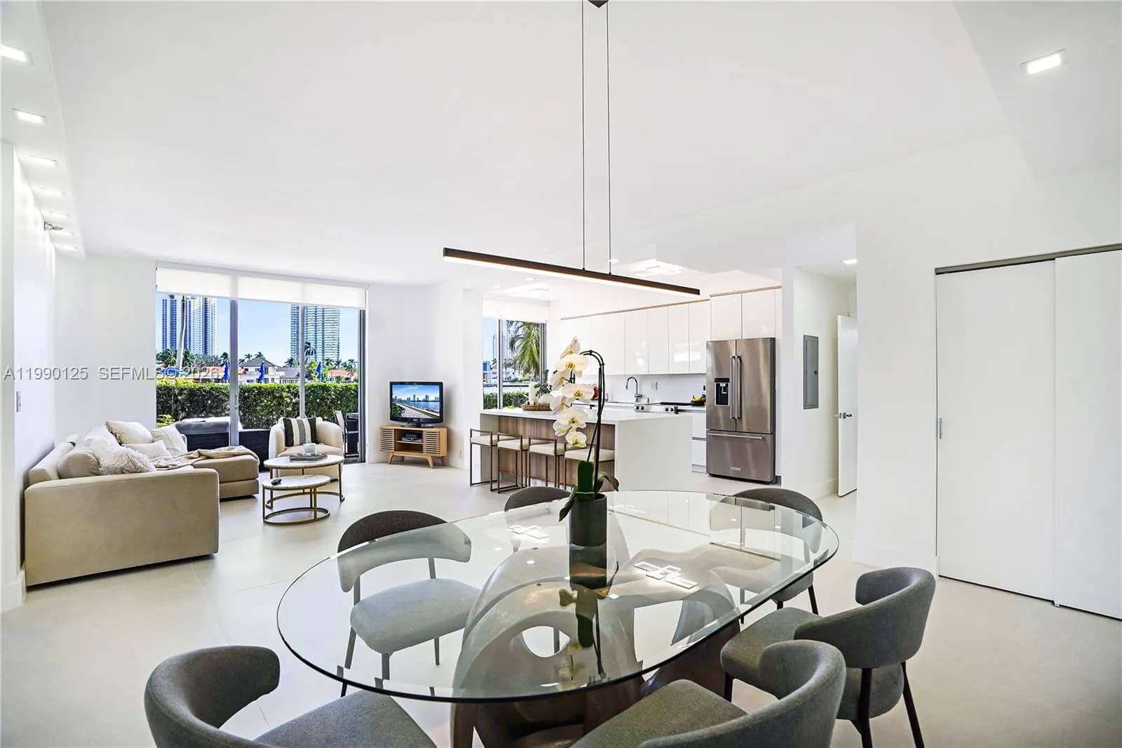 19101 Mystic Pointe Dr # 111, Aventura FL 33180