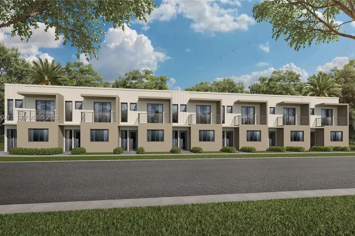 13831 SW 261 TER, Miami FL 33032