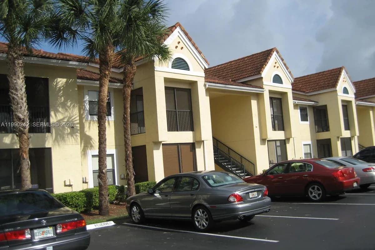 15051 SW 103 LN # 4103, Miami FL 33196