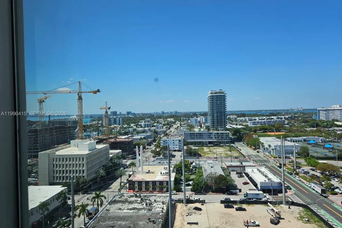 7135 Collins Ave # 1821, Miami Beach FL 33141