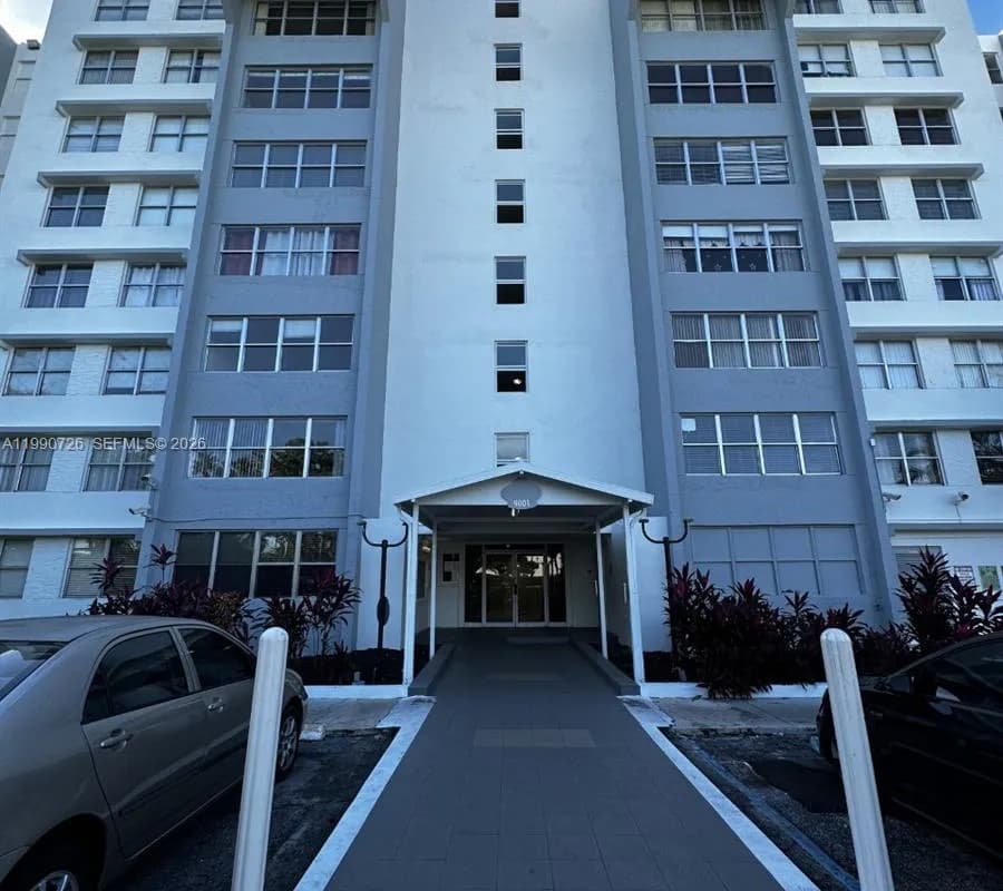 9001 SW 77th Ave # C604, Miami FL 33156