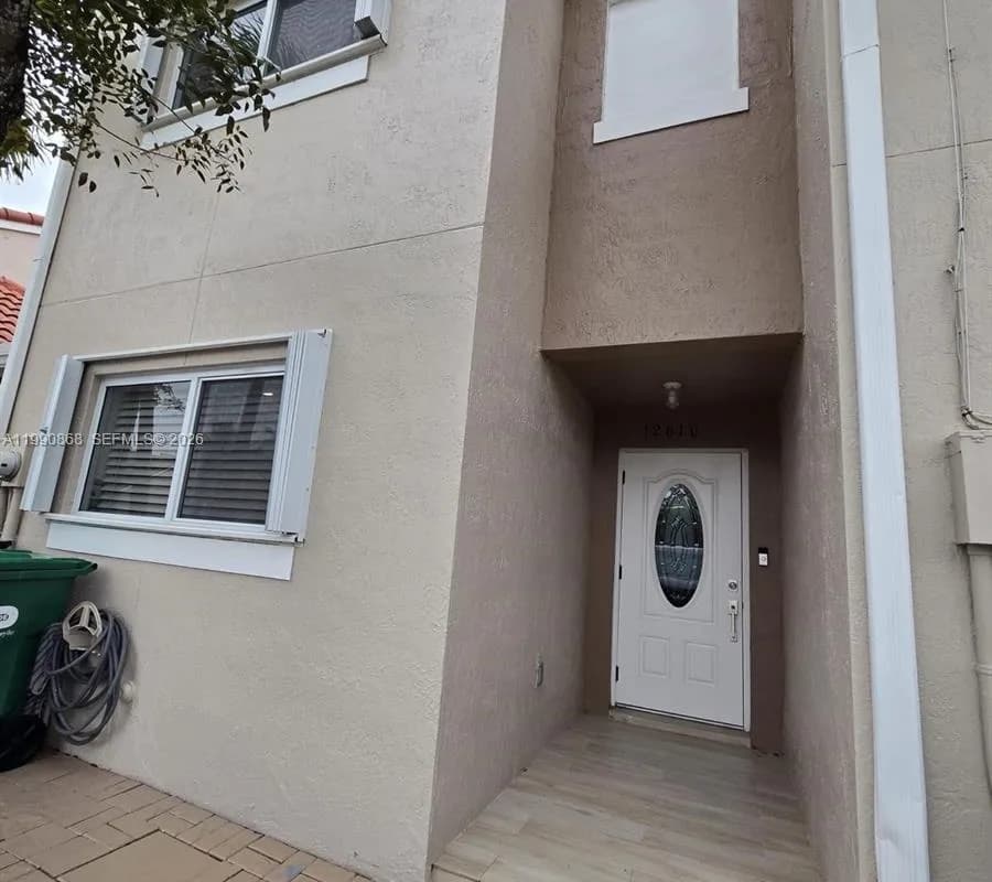 12610 NW 11th Ter, Miami FL 33182