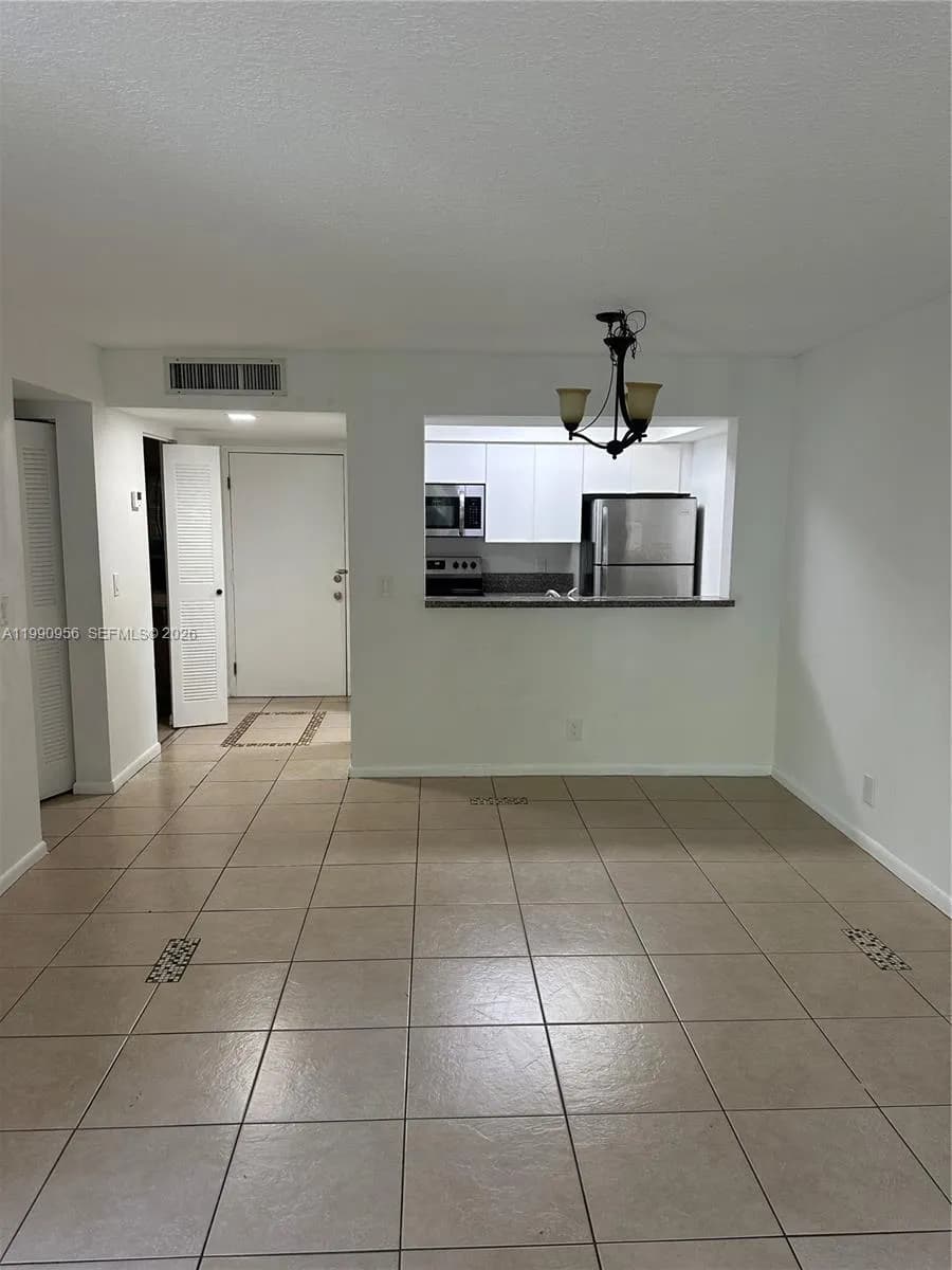 10001 W Atlantic Blvd # 215, Coral Springs FL 33071