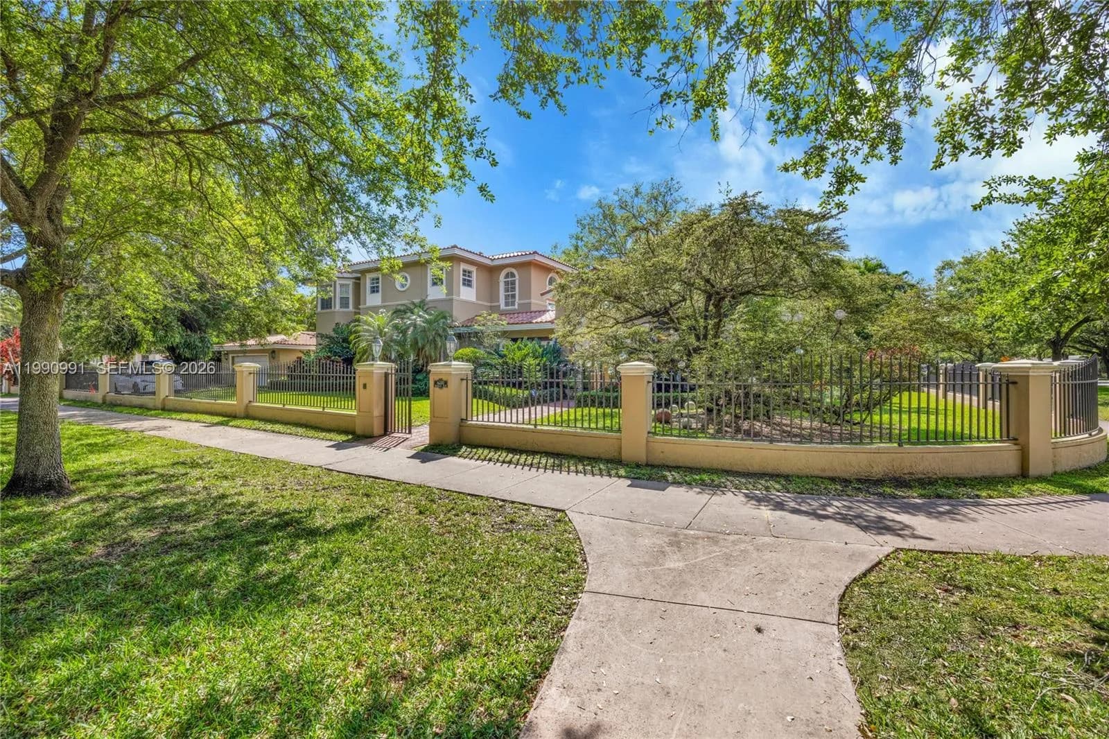 6200 Granada Blvd, Coral Gables FL 33146