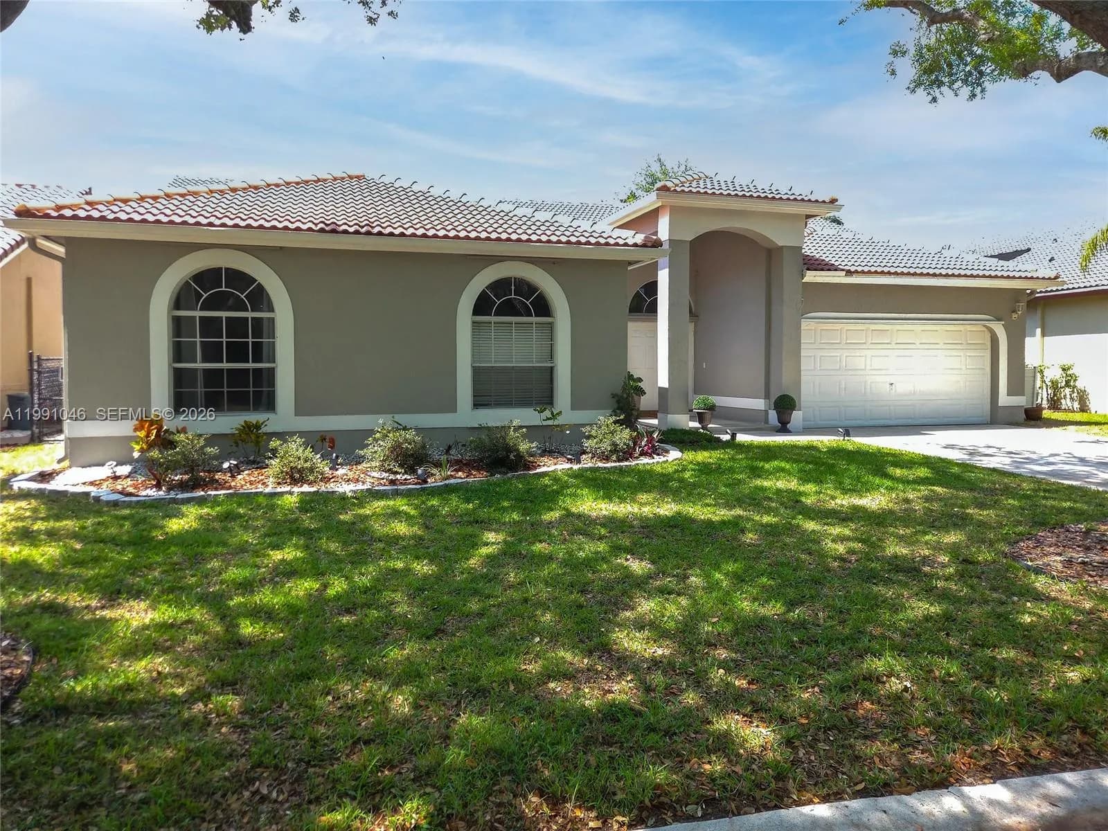 5318 NW 57th Ave, Coral Springs FL 33067