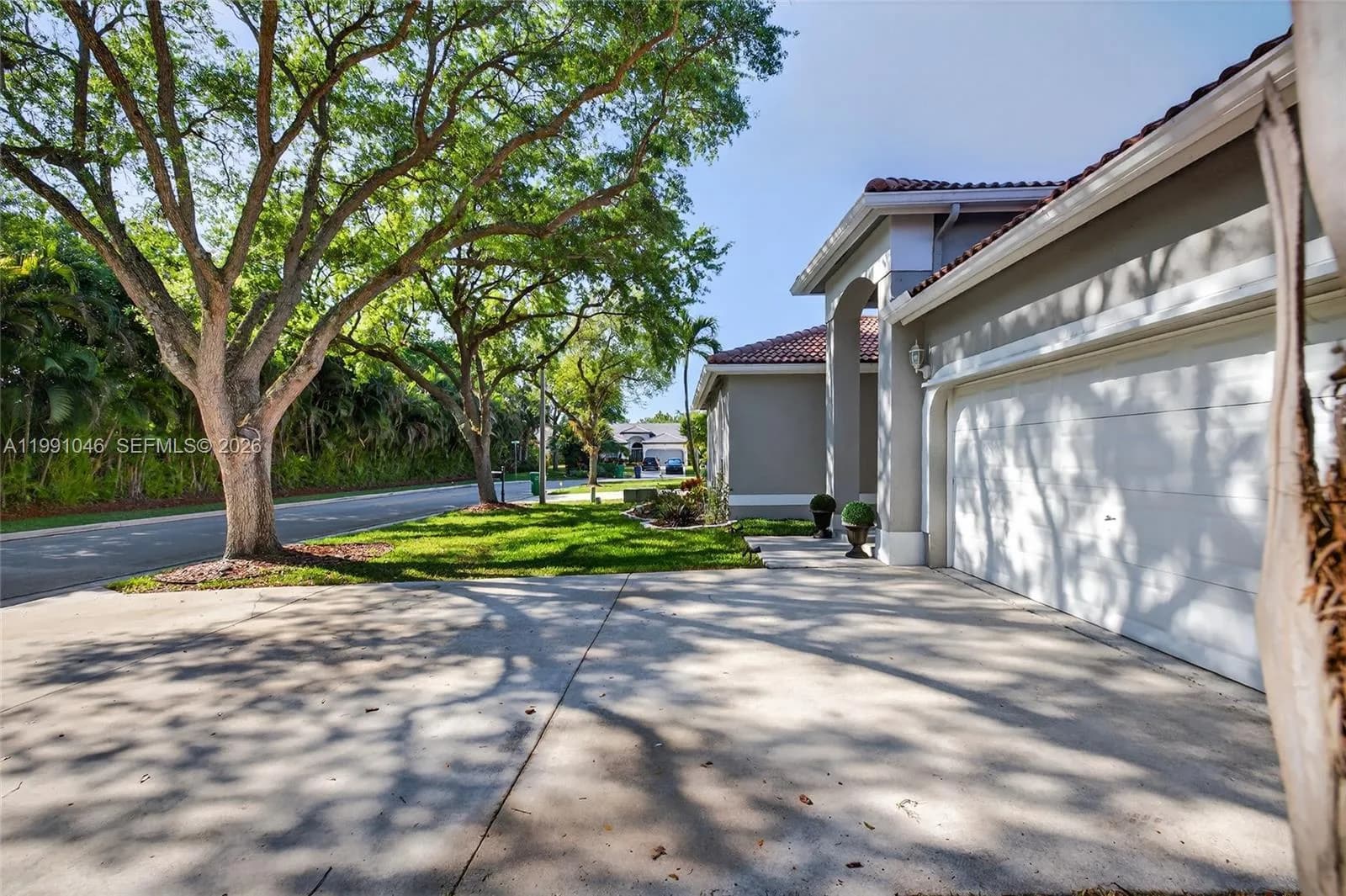 5318 NW 57th Ave, Coral Springs FL 33067