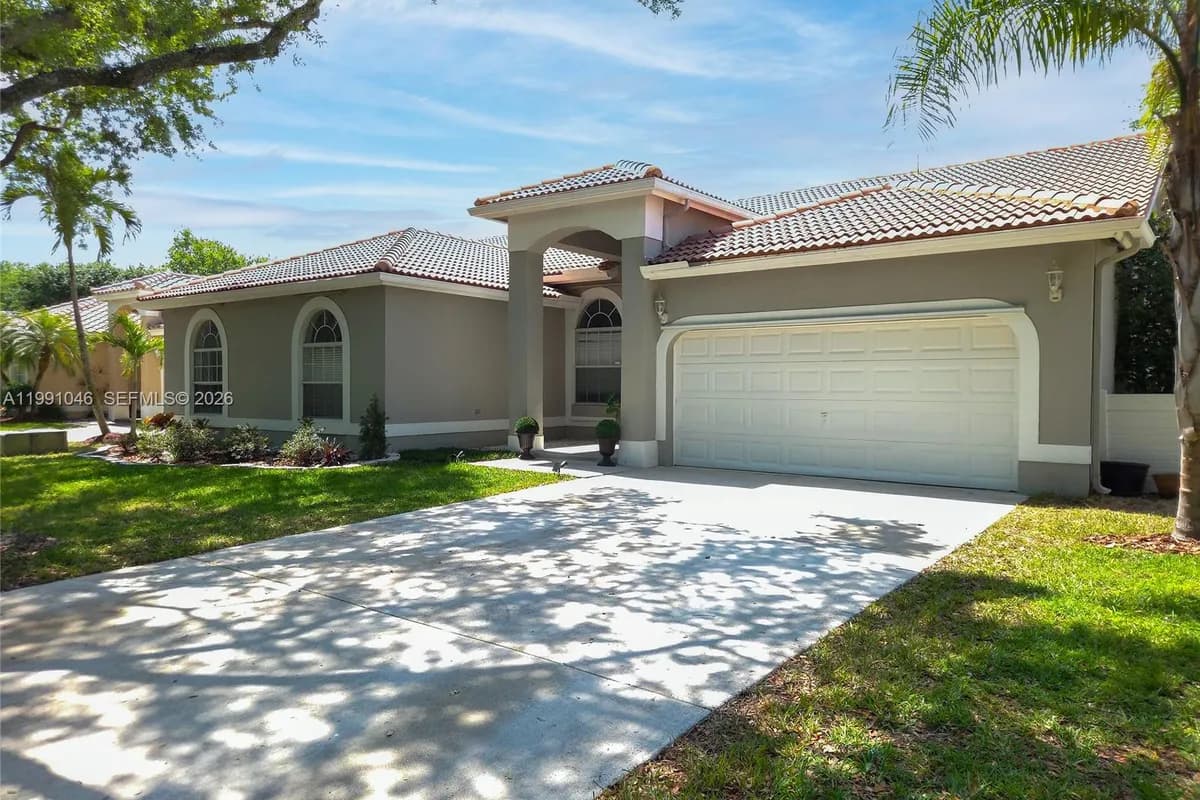 5318 NW 57th Ave, Coral Springs FL 33067