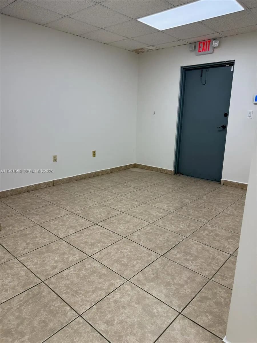 6995 NW 82nd Ave # 45, Medley FL 33166