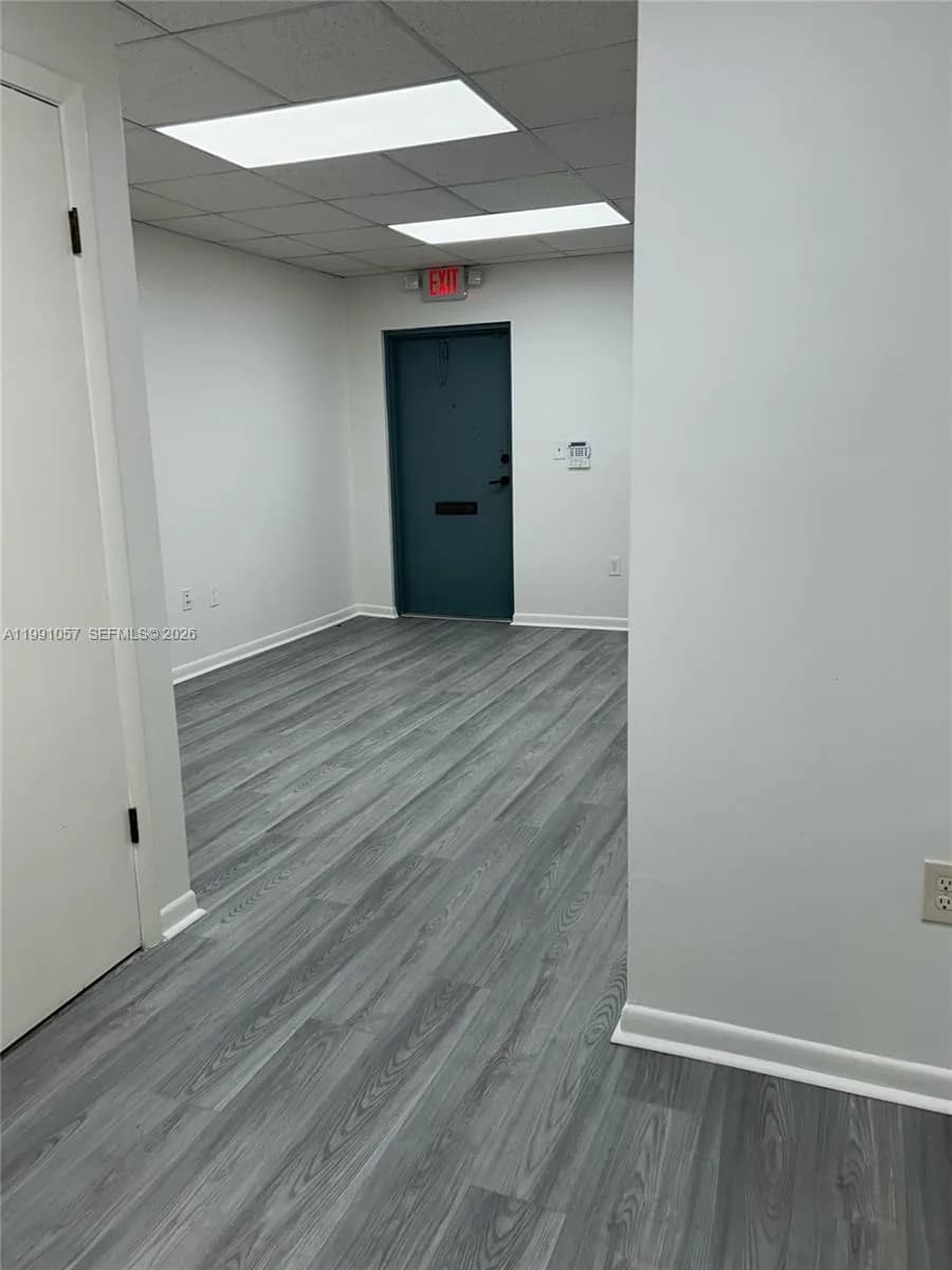 6991 NW 82nd Ave # 11, Medley FL 33166