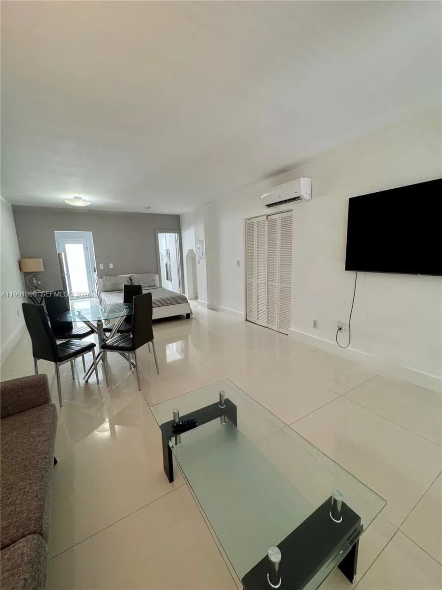 1604 Drexel Ave # 107, Miami Beach FL 33139