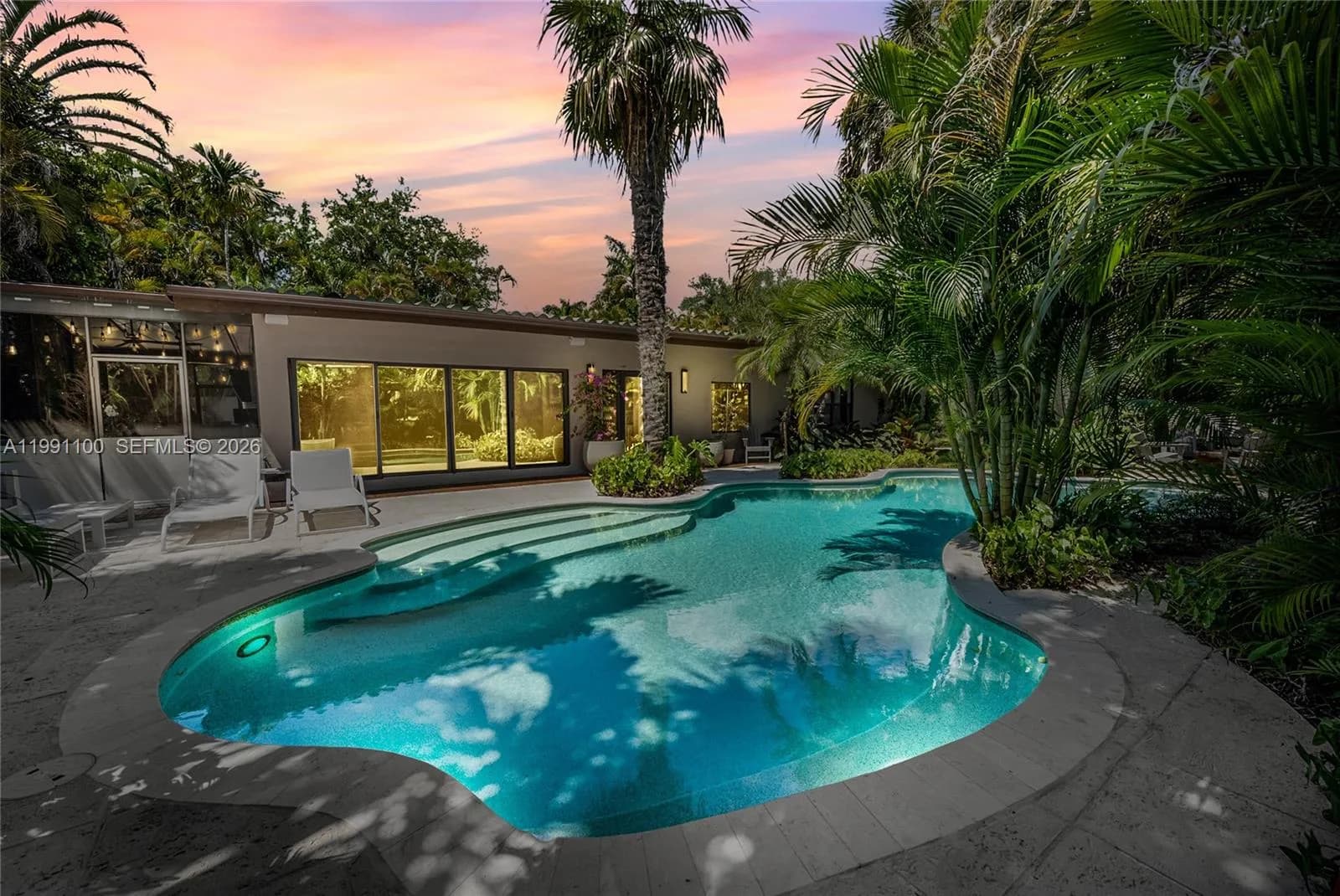 3 bedroom 3 bath for sale at 3620 Battersea Rd, Miami FL 33133