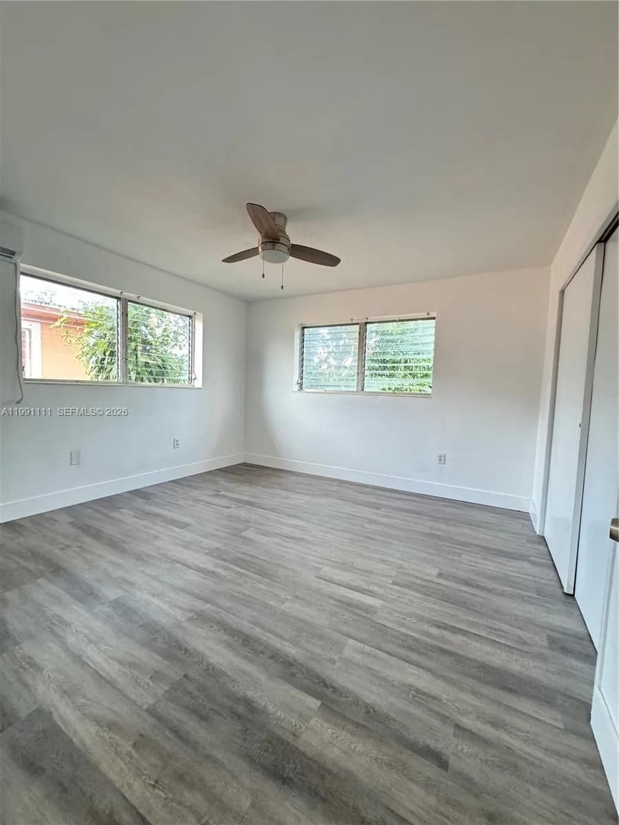 1086 NW 110th St # 1, Miami FL 33168