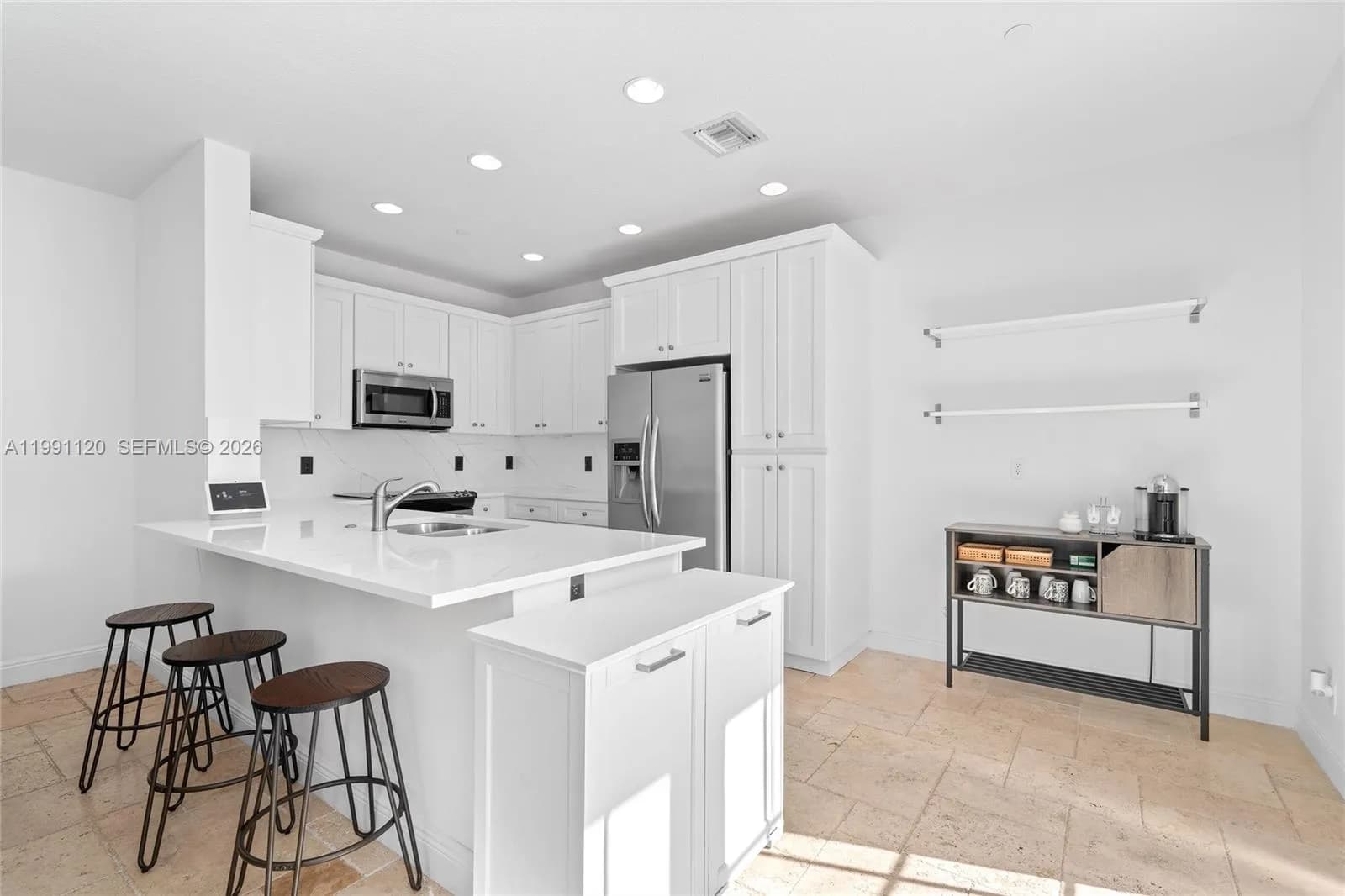 1117 NE 18th Ave # 2, Fort Lauderdale FL 33304