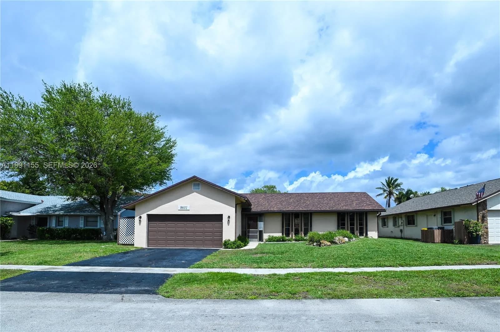 8631 NW 48th St, Lauderhill FL 33351