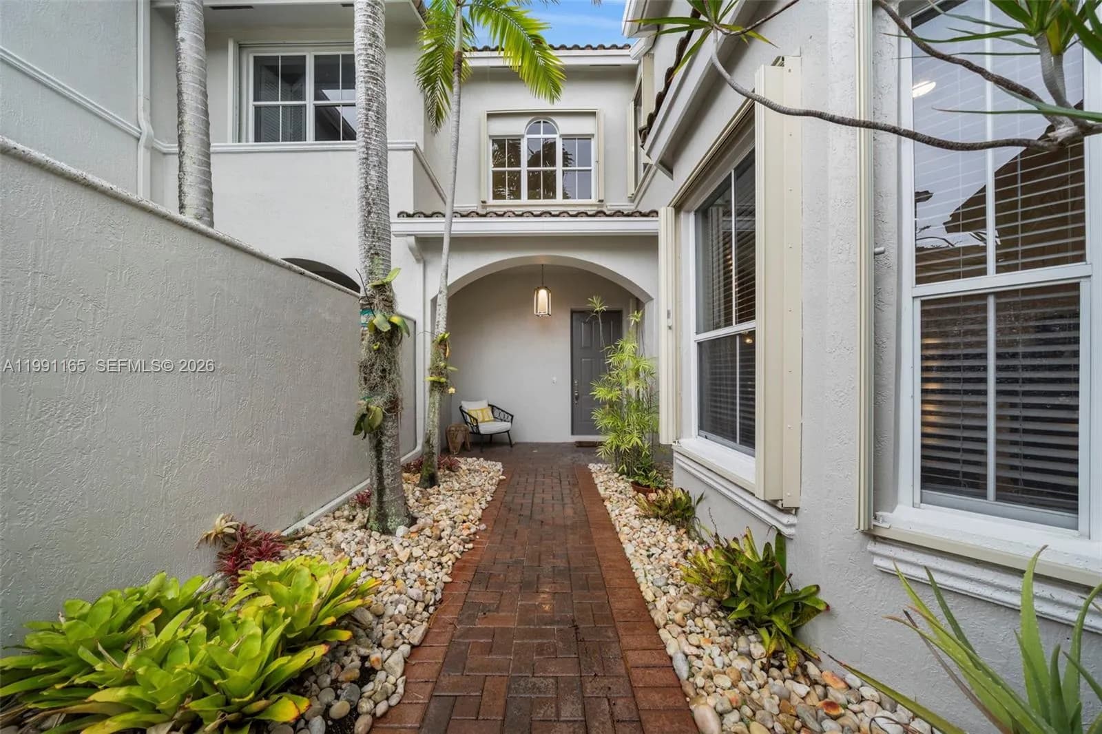 896 W Spinnaker Dr W # 896, Hollywood FL 33019