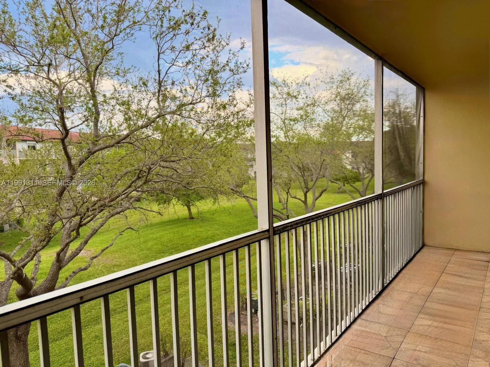 13355 SW 9th Ct # 313H, Pembroke Pines FL 33027